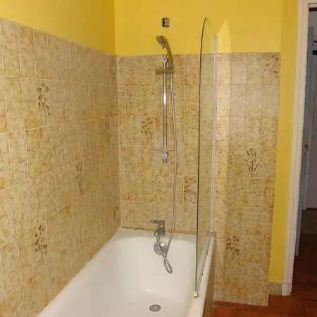 Donnant Sur Jardin Quarto em Acomodações Particulares *
